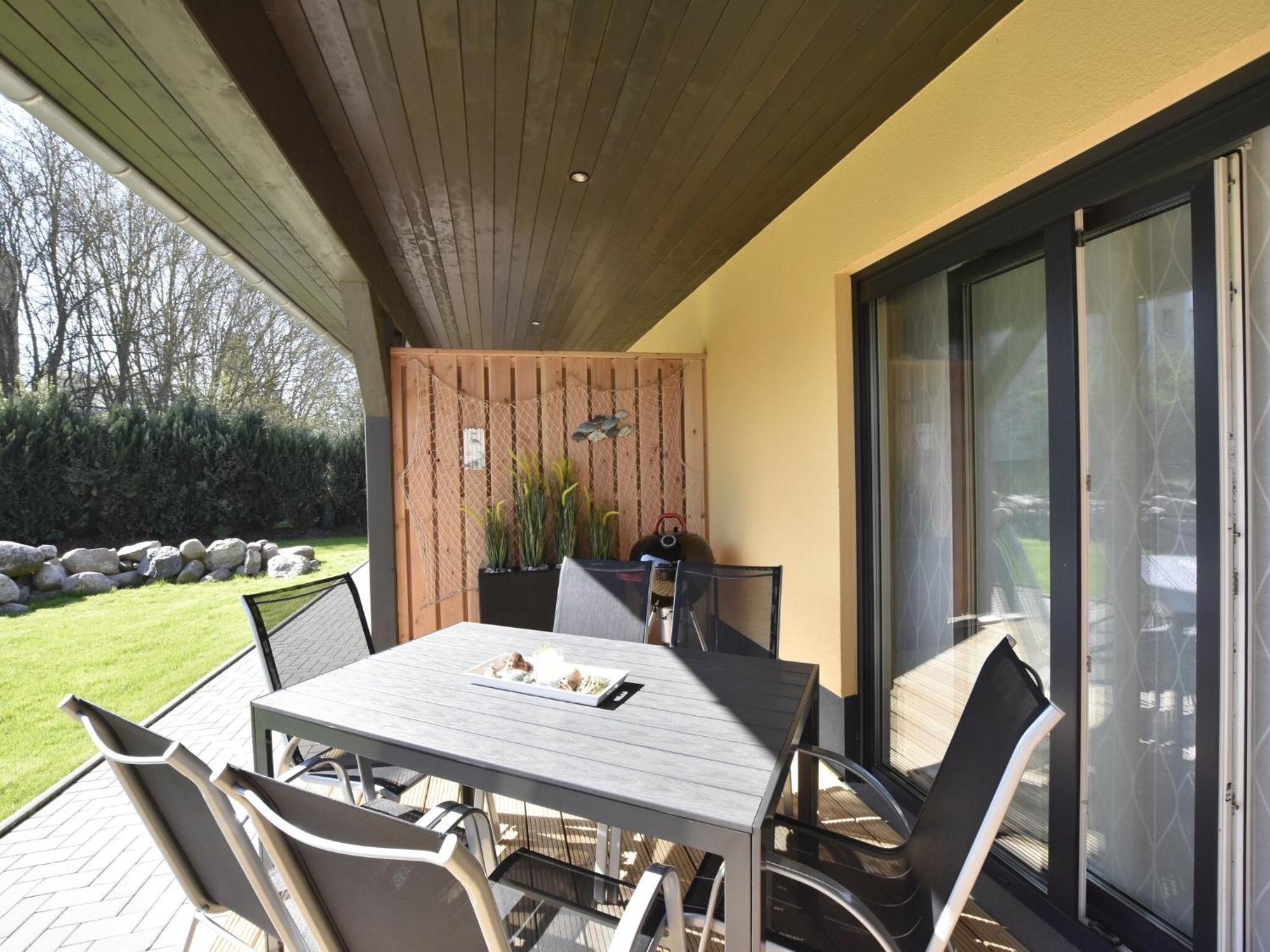 Cozy Apartment In Barnekow With Private Terrace Exterior photo
